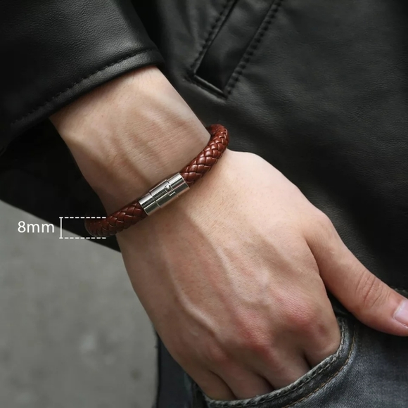 Other - Men's brown 🤎 Leather magnetic clasp bracelet